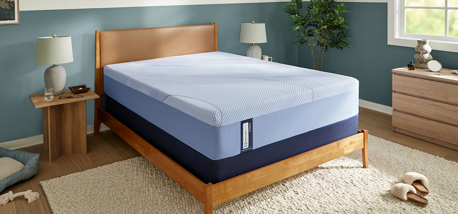 Sealy Posturepedic® Medium Hybrid 12" Profile Mattress
